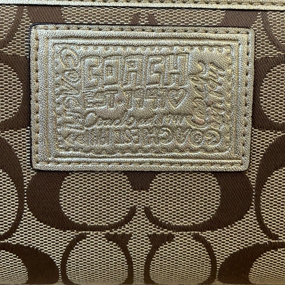 Coach Signature Accordion Zip Wallet in Khaki - Picture 2 of 7